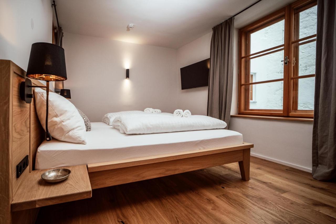 The Salt Townhouse Aparthotel Hallein Exterior photo